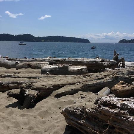 Oceanfront Suite Gibsons Dış mekan fotoğraf