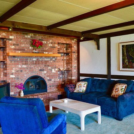 Oceanfront Suite Gibsons Dış mekan fotoğraf