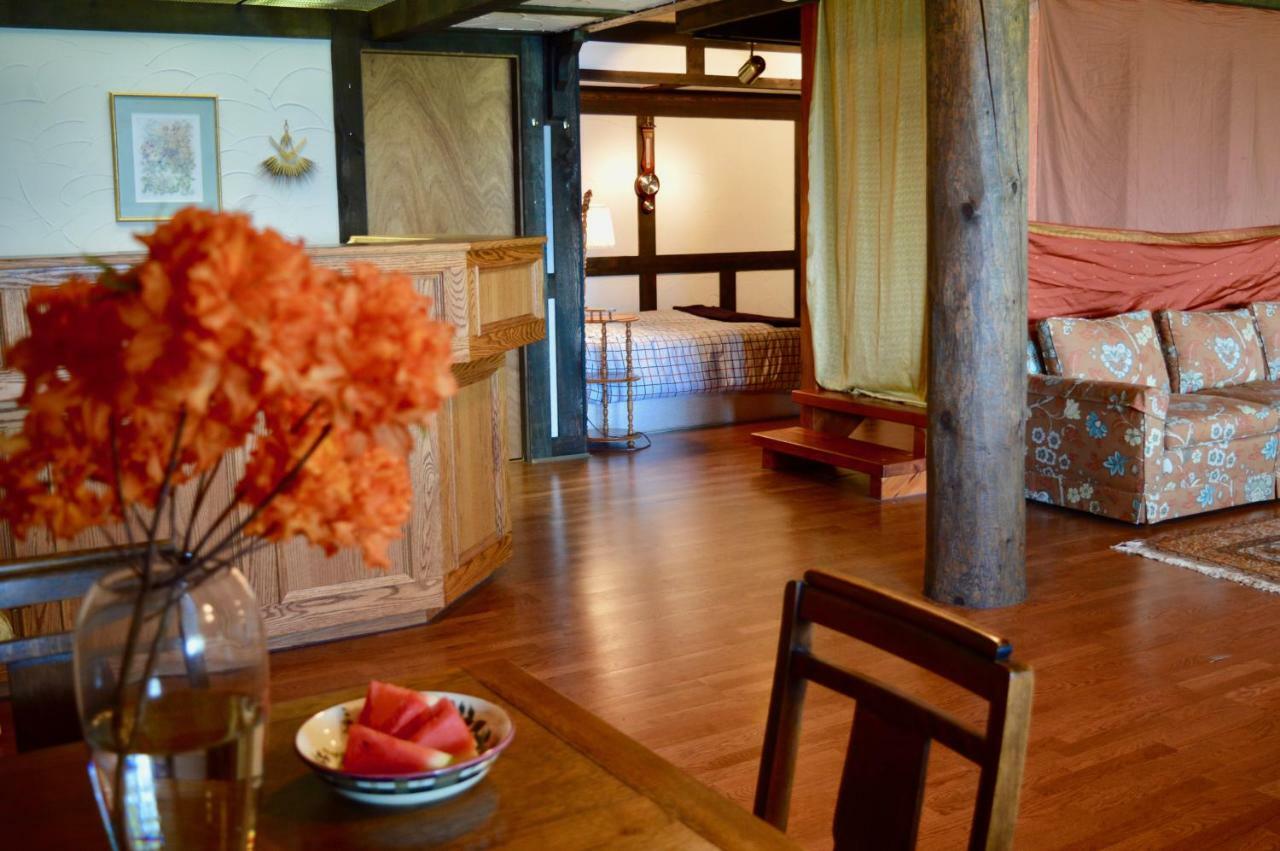 Oceanfront Suite Gibsons Dış mekan fotoğraf