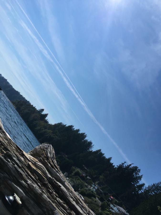 Oceanfront Suite Gibsons Dış mekan fotoğraf